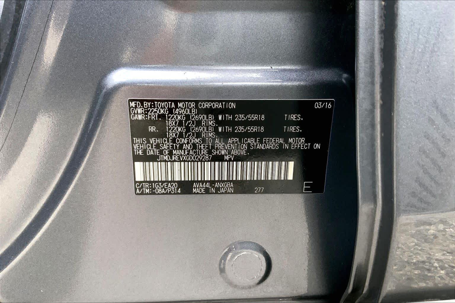 2016 Toyota RAV4 Hybrid photo 36 of 36