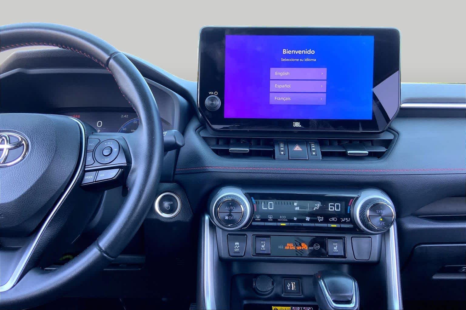 2025 Toyota RAV4 Plug-In Hybrid photo 7 of 36
