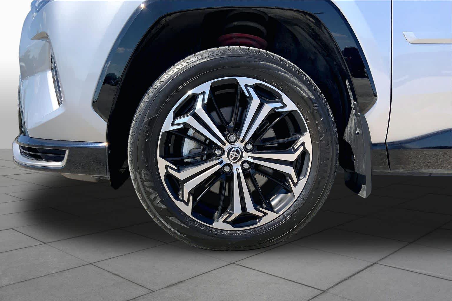 2025 Toyota RAV4 Plug-In Hybrid photo 11 of 36
