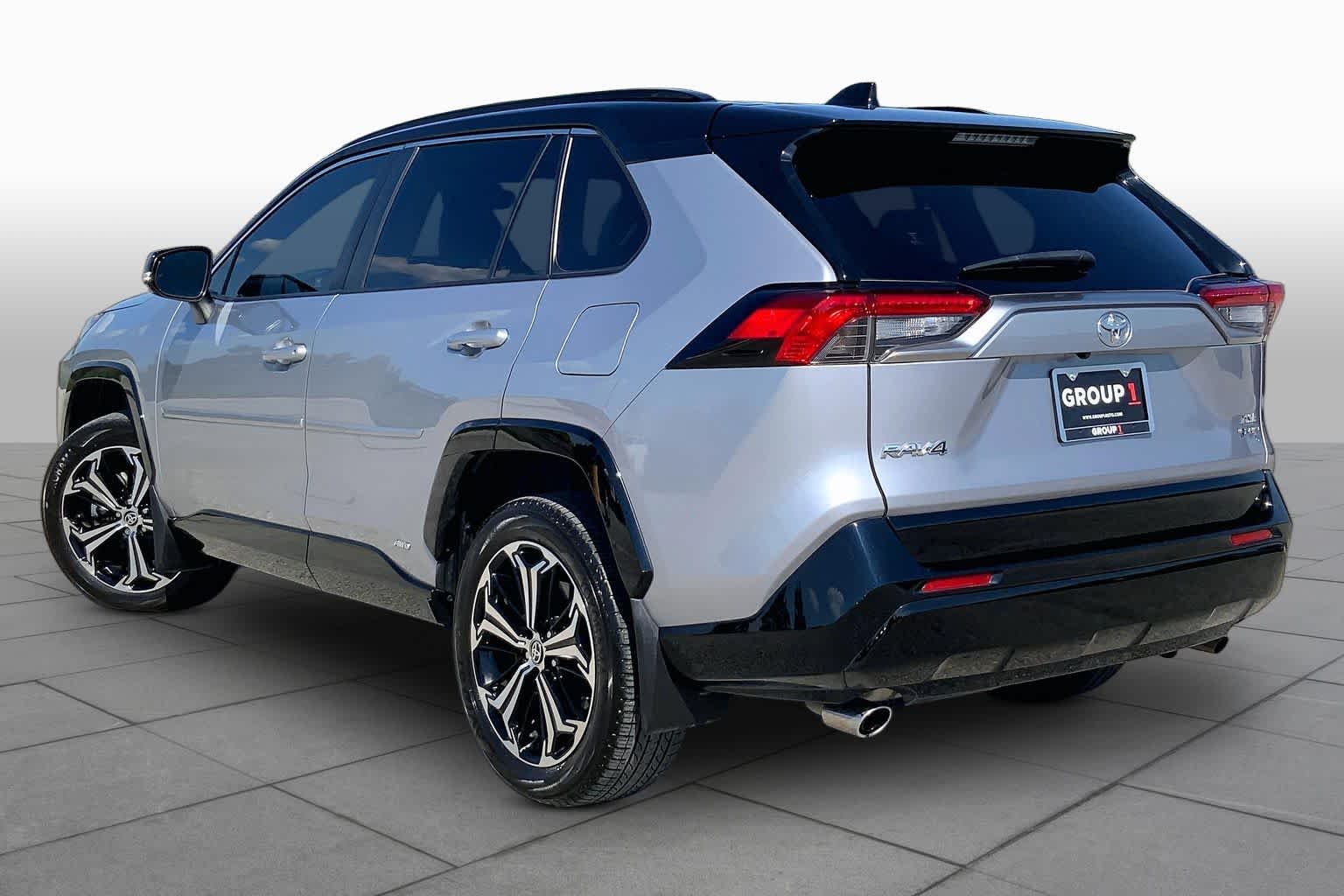 2025 Toyota RAV4 Plug-In Hybrid photo 12 of 36