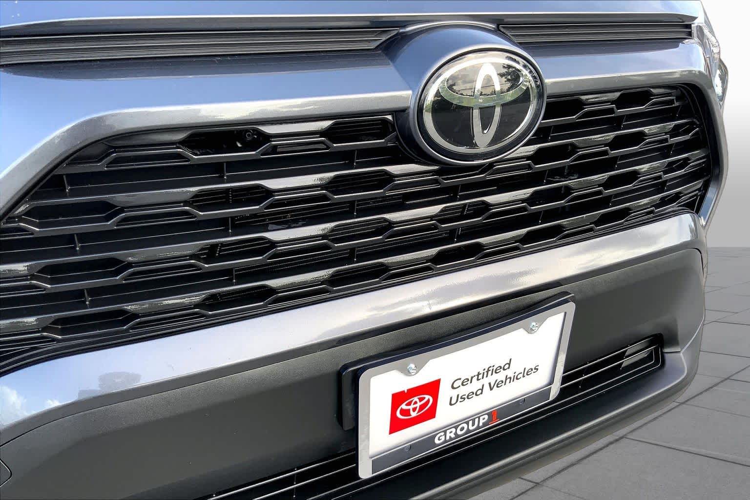 2025 Toyota RAV4 Hybrid LE Magnetic Gray Metallic at Group 1 Toyota Southwest