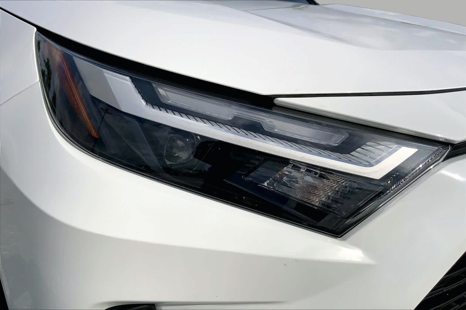 2025 Toyota RAV4 Hybrid LE Ice Cap at Group 1 Toyota Southwest