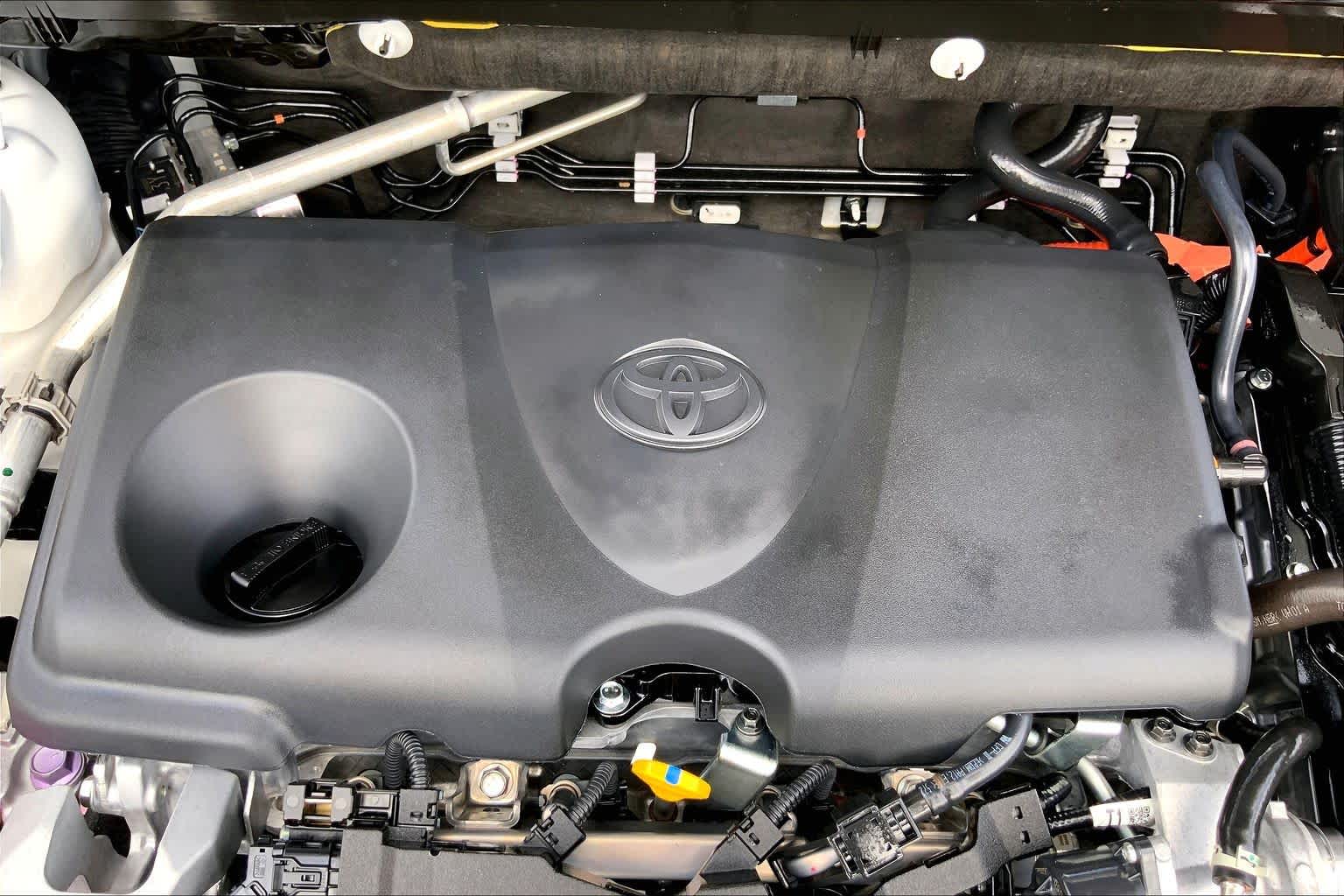 2025 Toyota RAV4 Hybrid LE Ice Cap at Group 1 Toyota Southwest