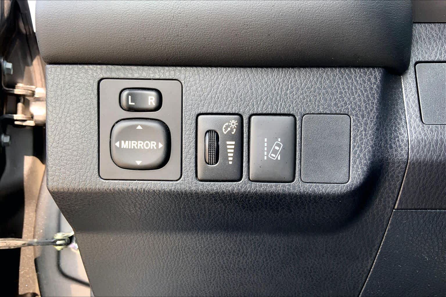 2018 Toyota RAV4 Hybrid LE Magnetic Gray Metallic at Group 1 Toyota Southwest