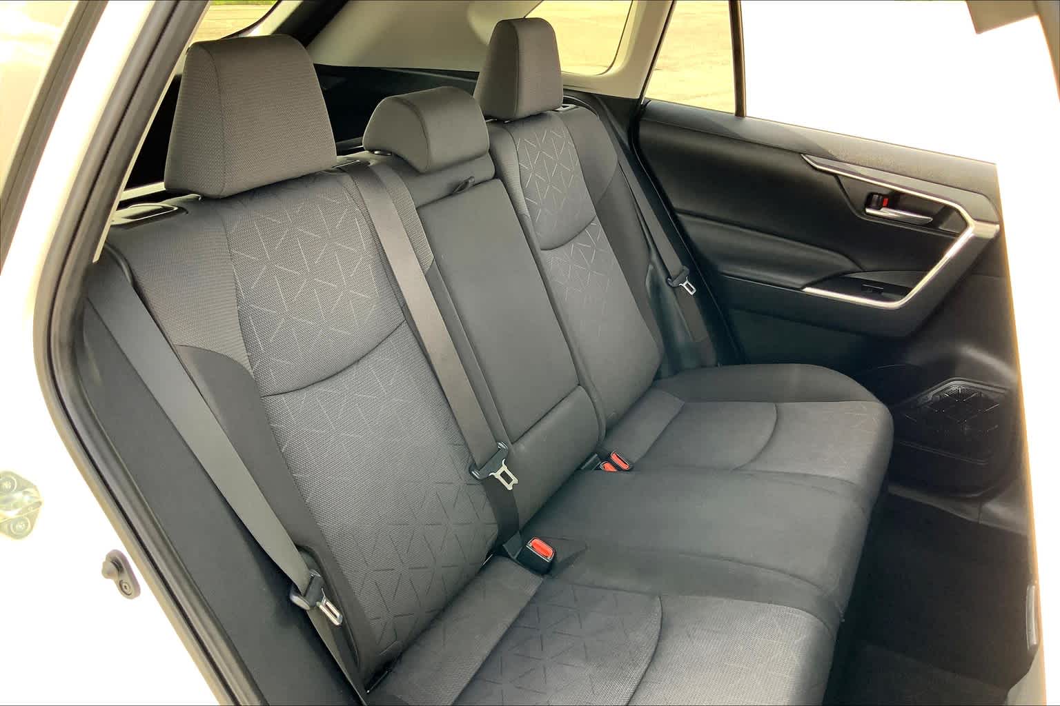 2022 Toyota RAV4 Hybrid XLE White at Group 1 Toyota Southwest