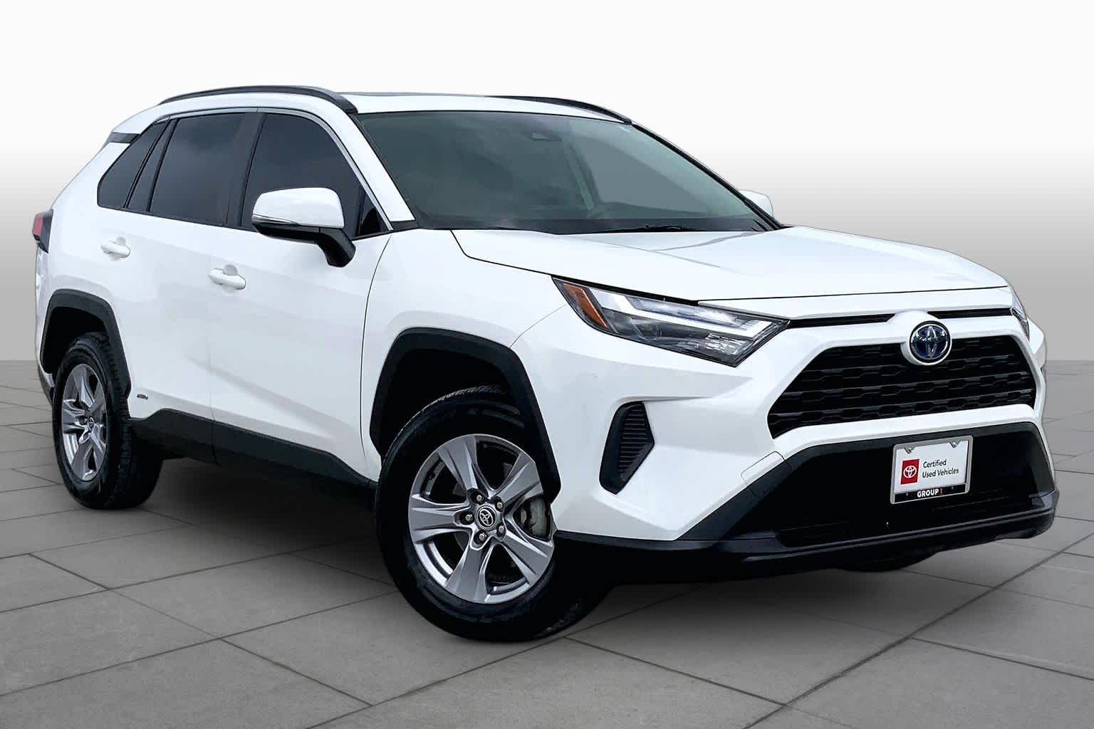 2022 Toyota RAV4 Hybrid XLE White at Texan GMC Buick