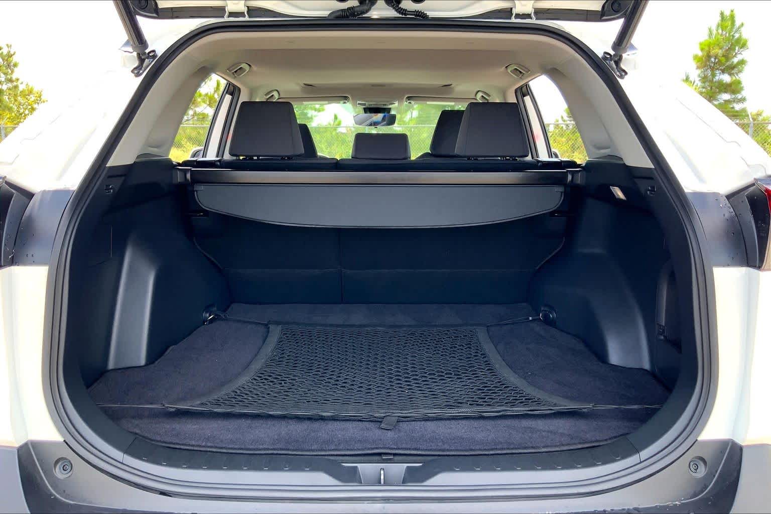 2022 Toyota RAV4 Hybrid XLE White at Texan GMC Buick