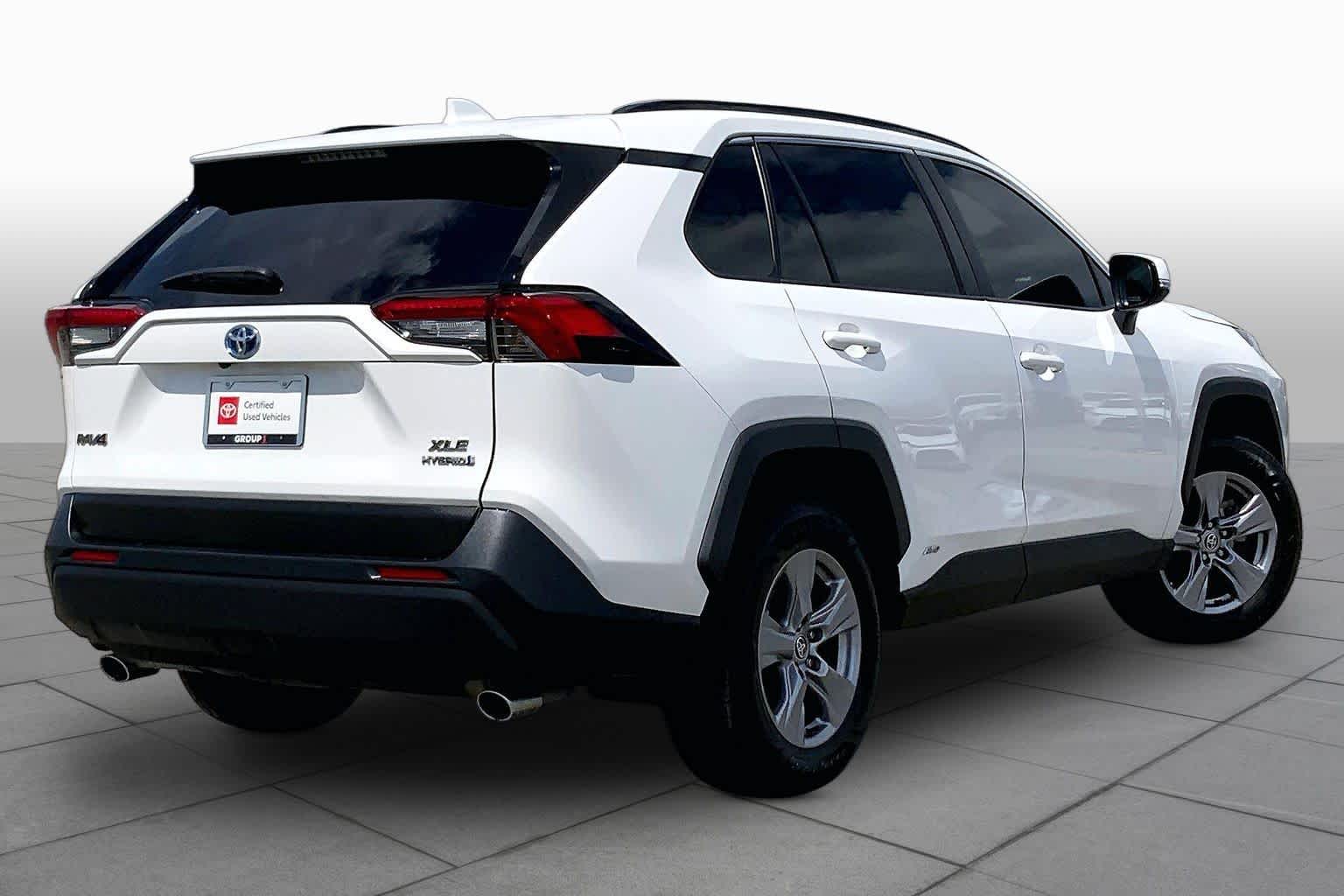 2022 Toyota RAV4 Hybrid XLE White at Texan GMC Buick