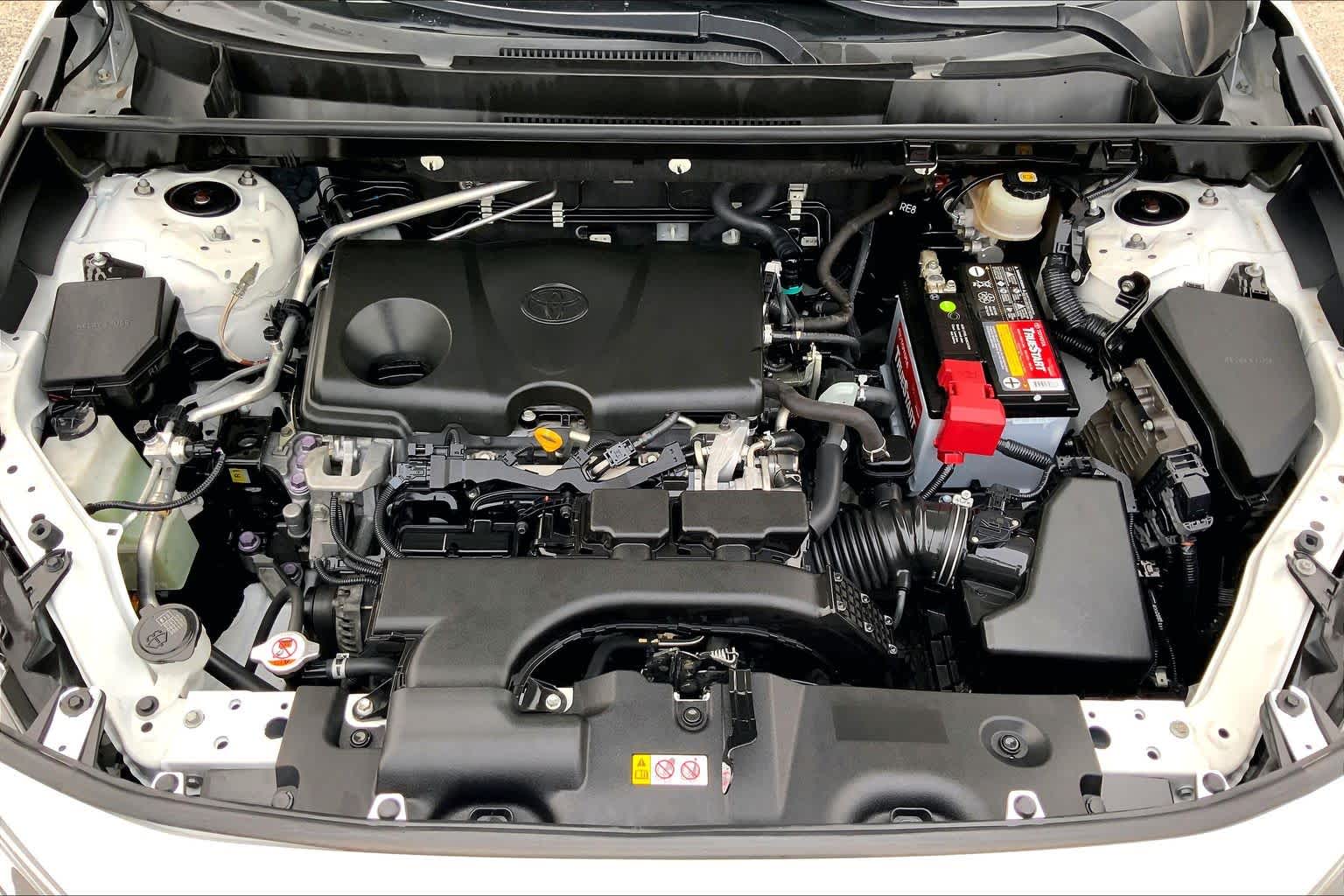 2019 Toyota RAV4 XLE Super White at Group 1 Toyota Southwest