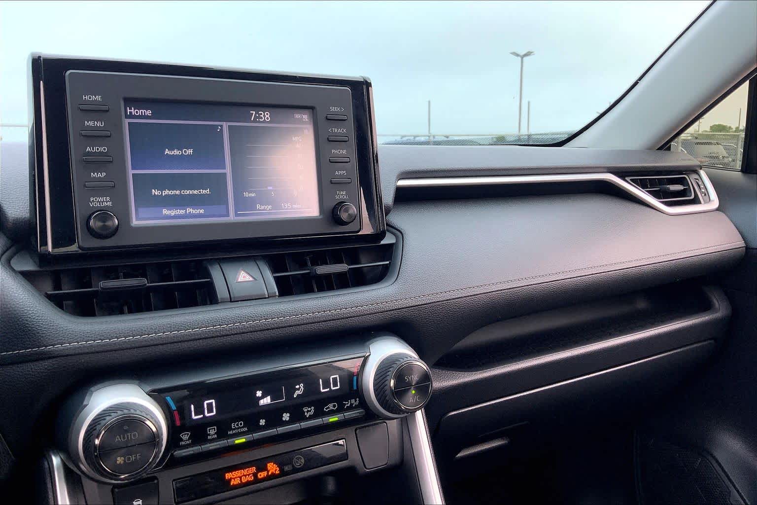 2019 Toyota RAV4 XLE Super White at Group 1 Toyota Southwest