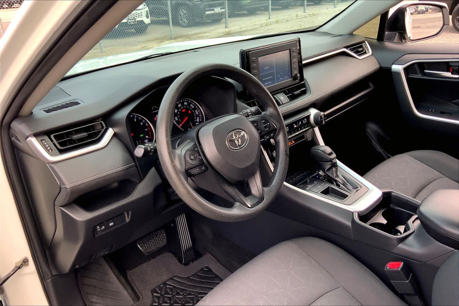 2019 Toyota RAV4 XLE Super White at Group 1 Toyota Southwest