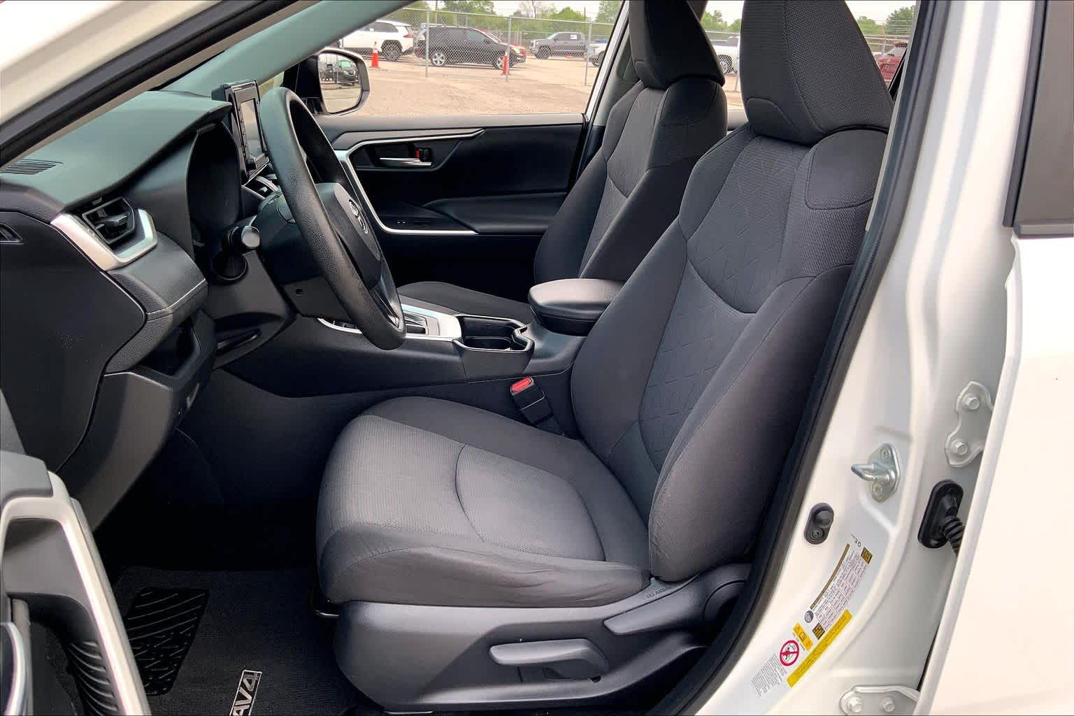 2019 Toyota RAV4 XLE Super White at Group 1 Toyota Southwest