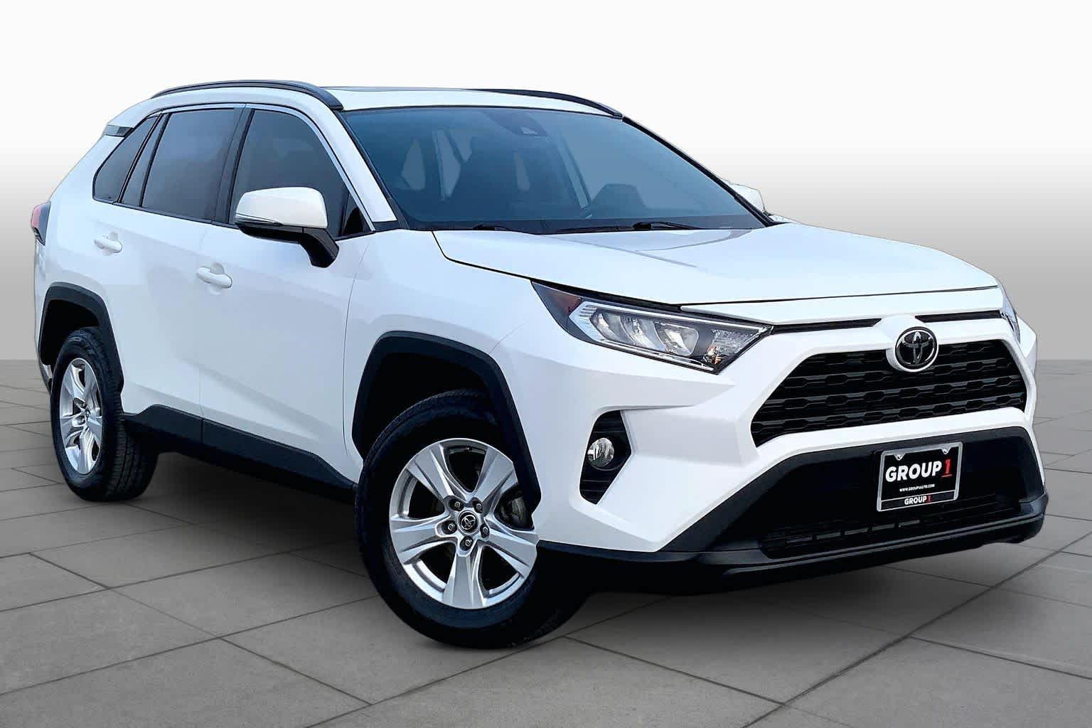 2019 Toyota RAV4 XLE Super White at Group 1 Toyota Southwest