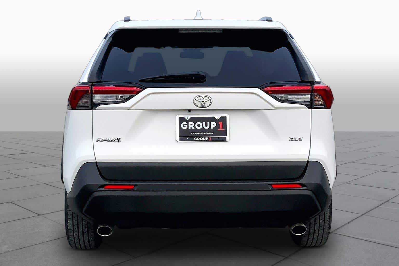 2019 Toyota RAV4 XLE Super White at Group 1 Toyota Southwest