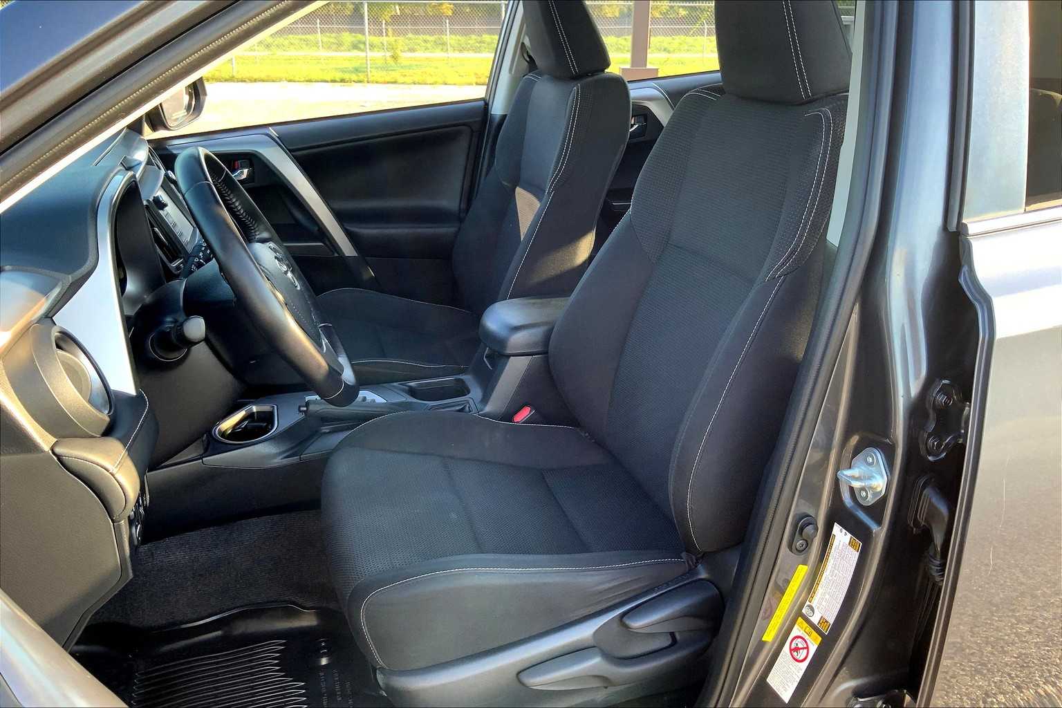2016 Toyota RAV4 XLE Magnetic Gray Metallic at Group 1 Toyota Southwest