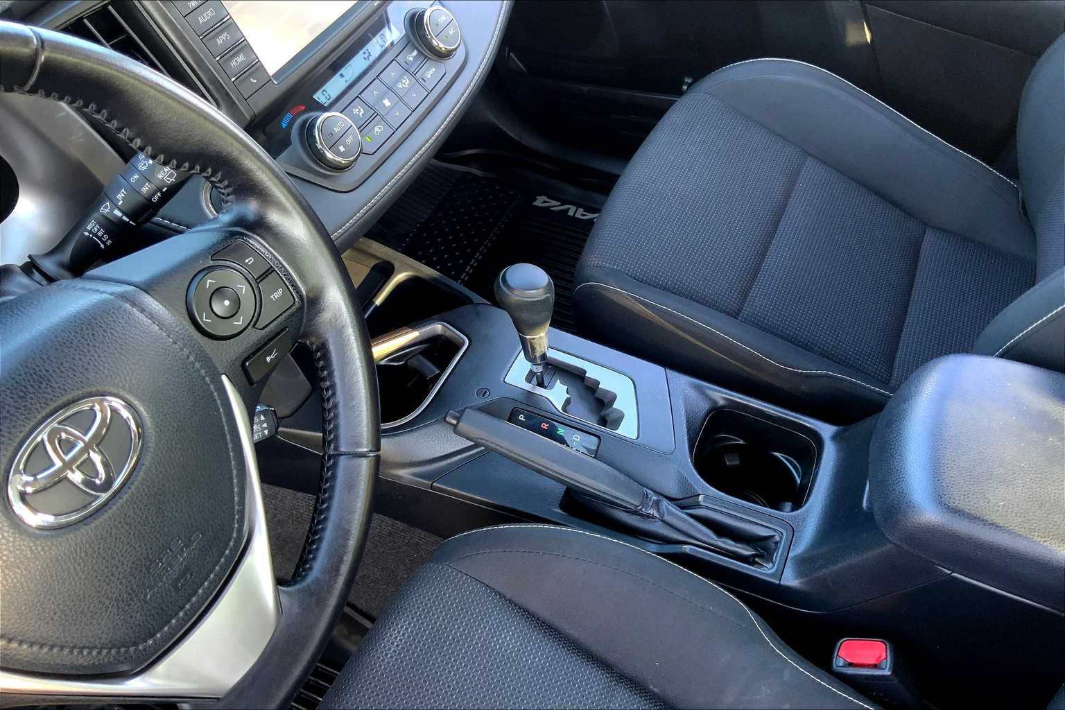 2016 Toyota RAV4 XLE Magnetic Gray Metallic at Group 1 Toyota Southwest