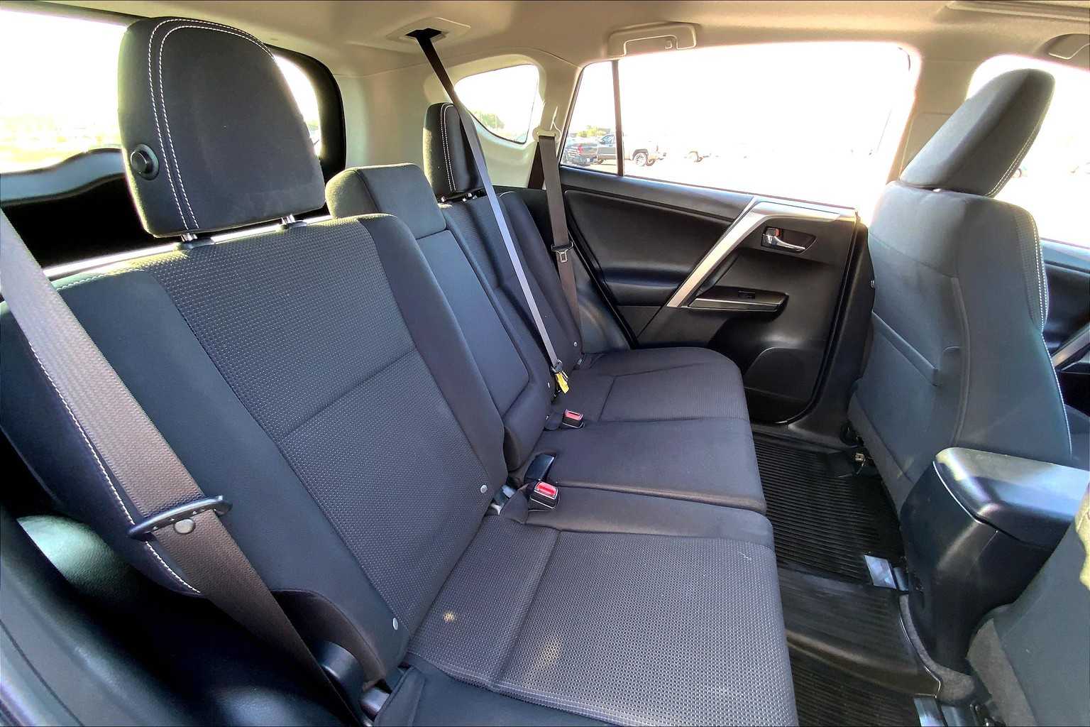 2016 Toyota RAV4 XLE Magnetic Gray Metallic at Group 1 Toyota Southwest