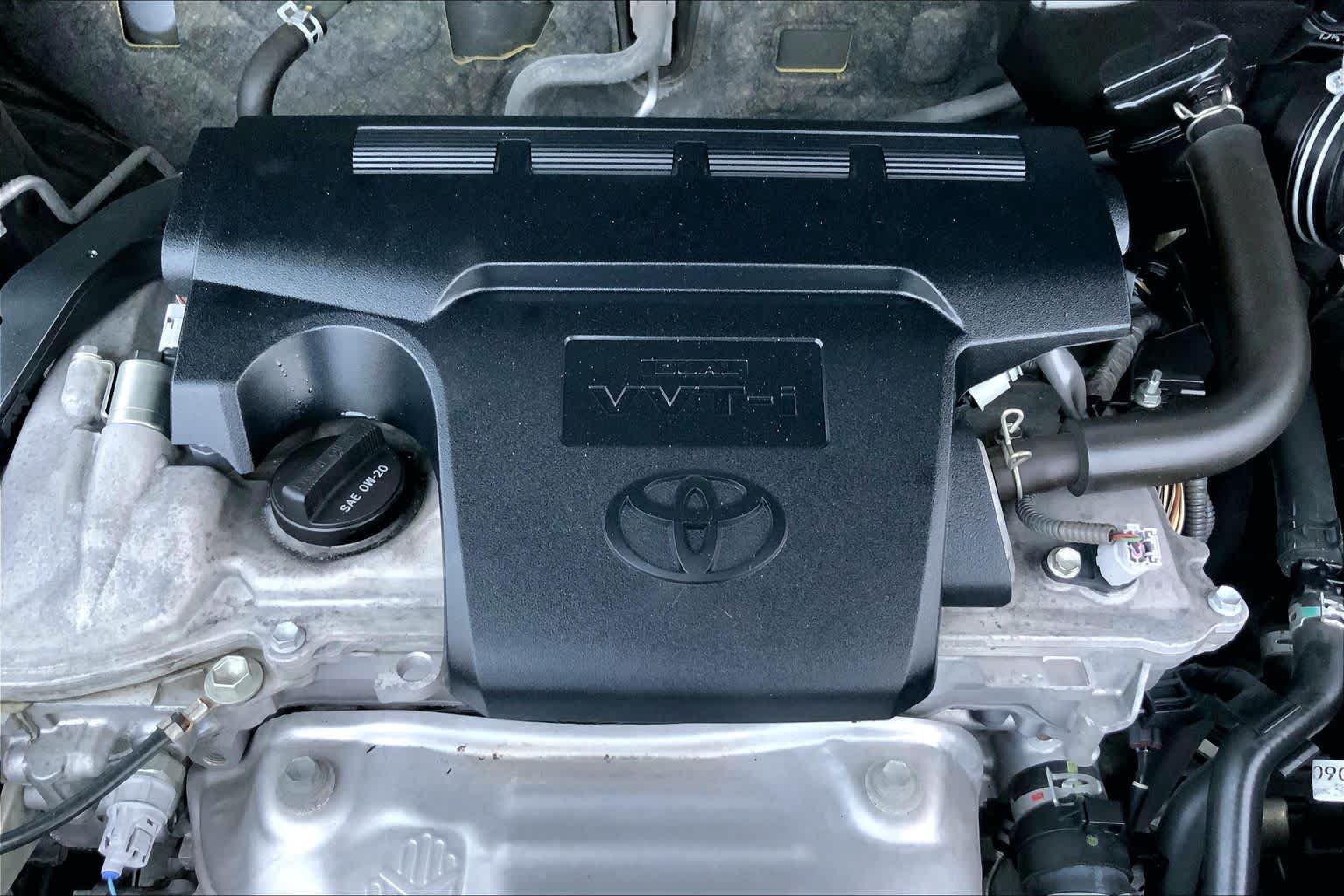 2017 Toyota RAV4 photo 32 of 36