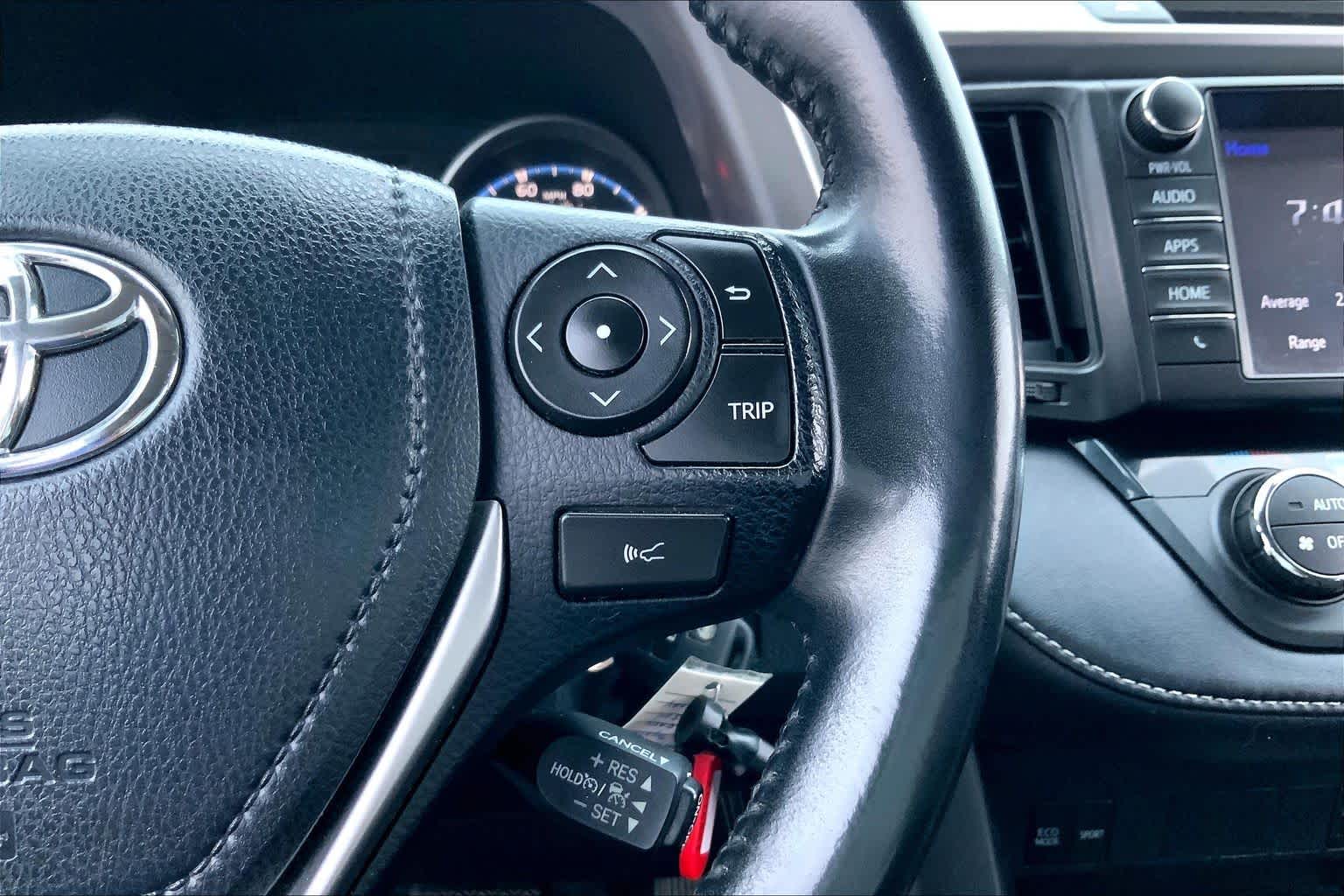 2017 Toyota RAV4 photo 24 of 36