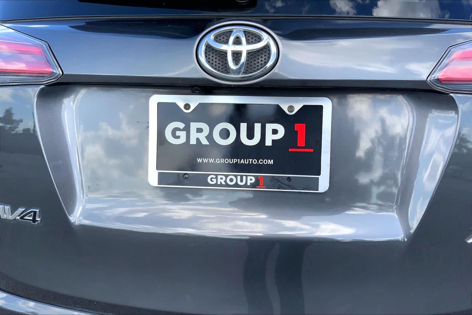 2017 Toyota RAV4 XLE Magnetic Gray Metallic at Beck & Masten Kia