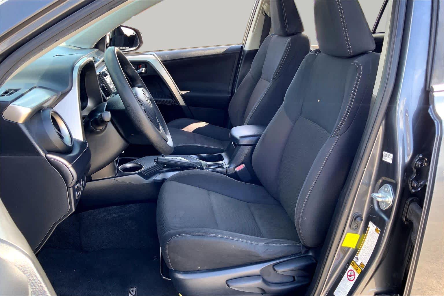 2015 Toyota RAV4 XLE Magnetic Gray Metallic at Beck & Masten Kia