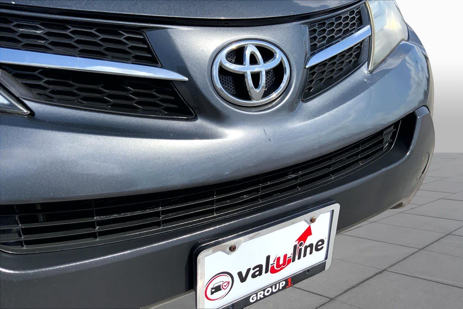 2015 Toyota RAV4 XLE Magnetic Gray Metallic at Beck & Masten Kia