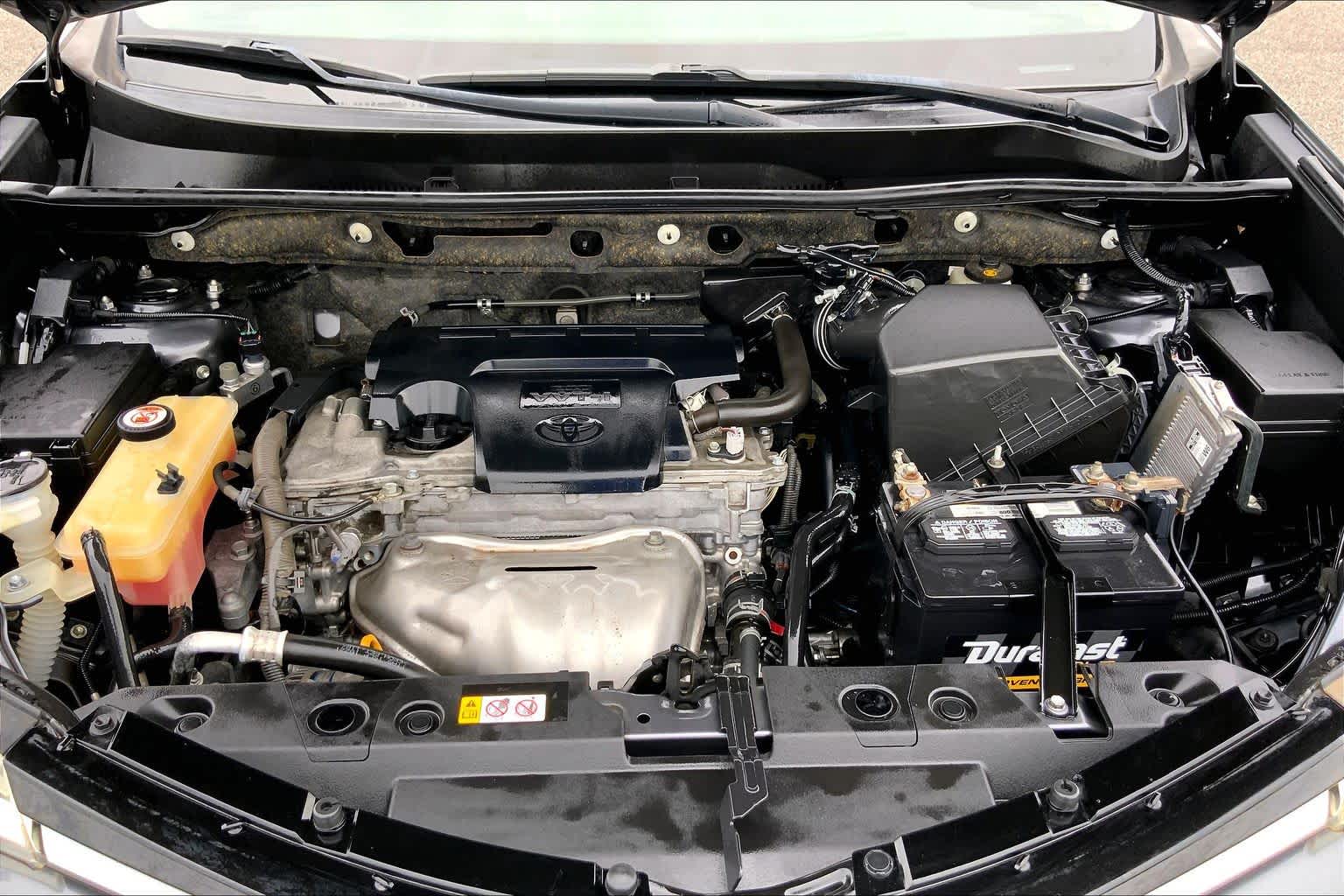 2018 Toyota RAV4 photo 31 of 36