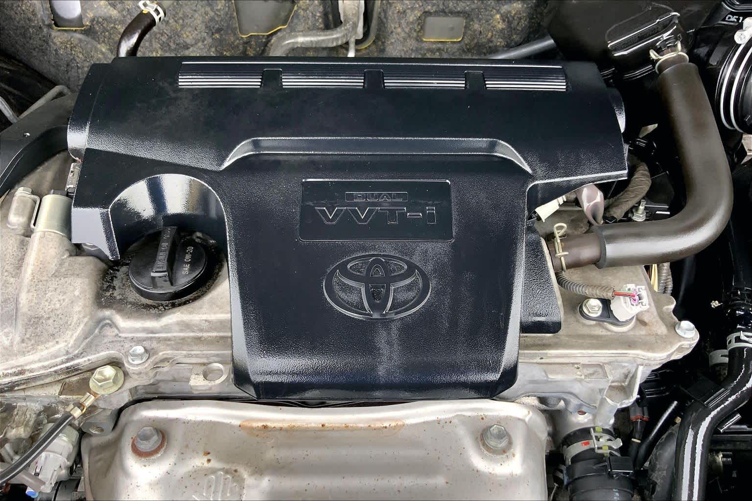 2018 Toyota RAV4 photo 32 of 36