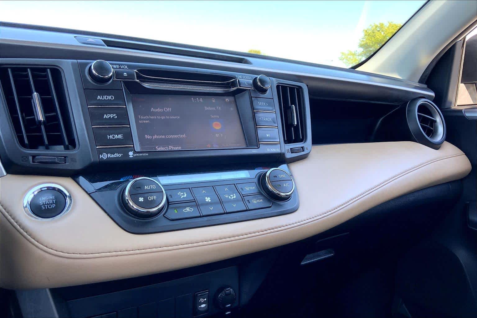 2018 Toyota RAV4 photo 35 of 36