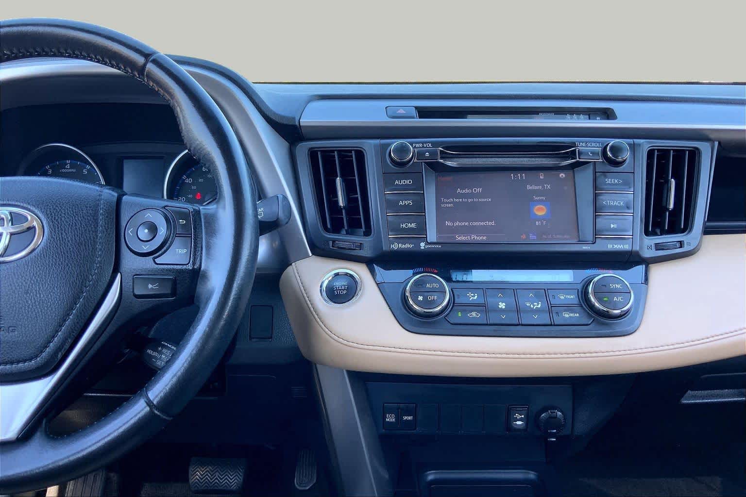 2018 Toyota RAV4 photo 7 of 36