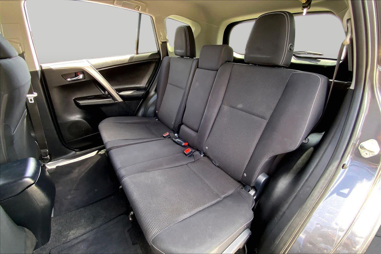 2018 Toyota RAV4 XLE Magnetic Gray Metallic at Group 1 Toyota Southwest