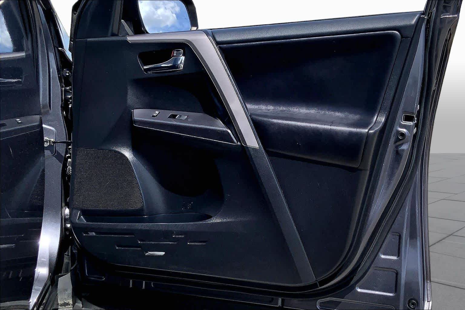 2018 Toyota RAV4 XLE Magnetic Gray Metallic at Group 1 Toyota Southwest