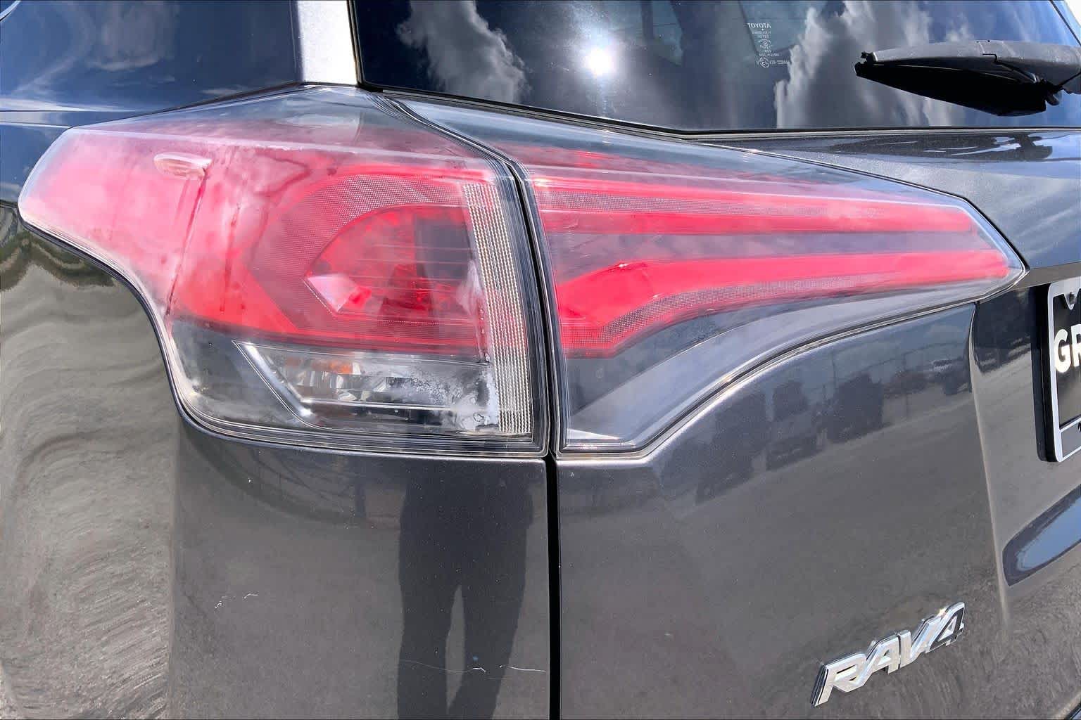 2018 Toyota RAV4 XLE Magnetic Gray Metallic at Group 1 Toyota Southwest