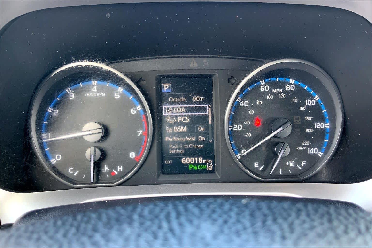 2018 Toyota RAV4 XLE Super White at Group 1 Toyota Southwest