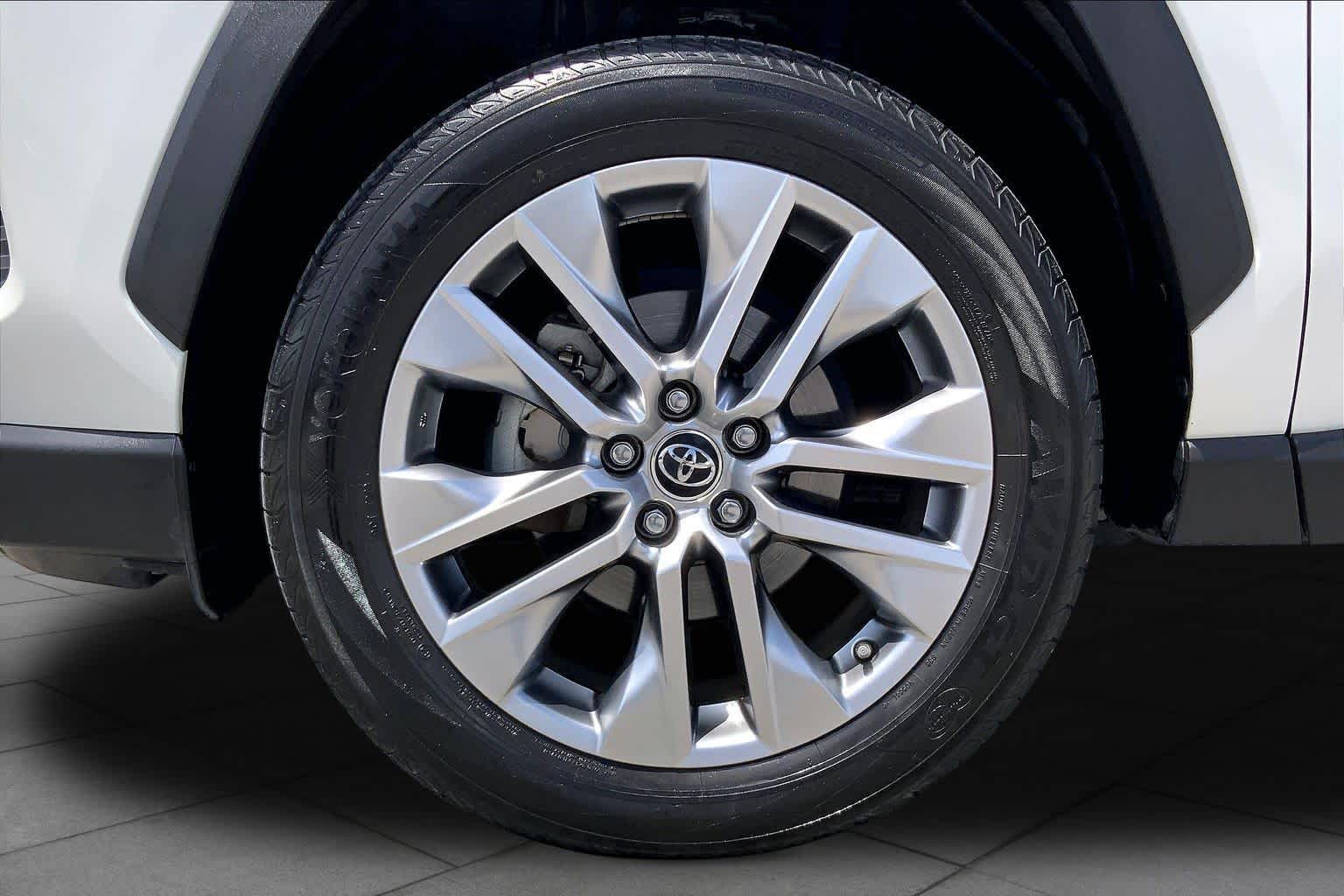 2019 Toyota RAV4 Limited Blizzard Pearl at AutoNation USA Katy