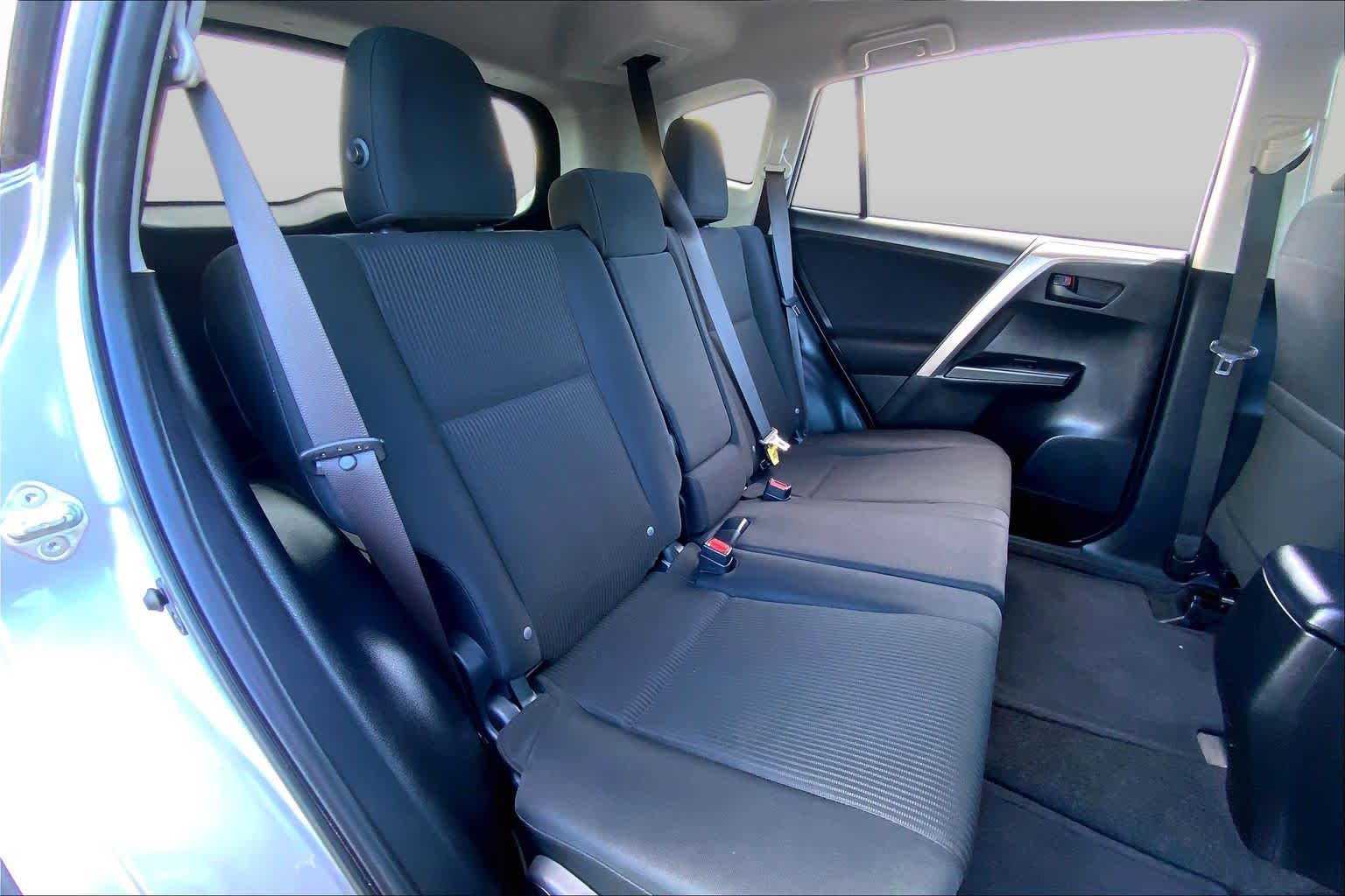2018 Toyota RAV4 LE Silver Sky Metallic at AutoNation USA Katy