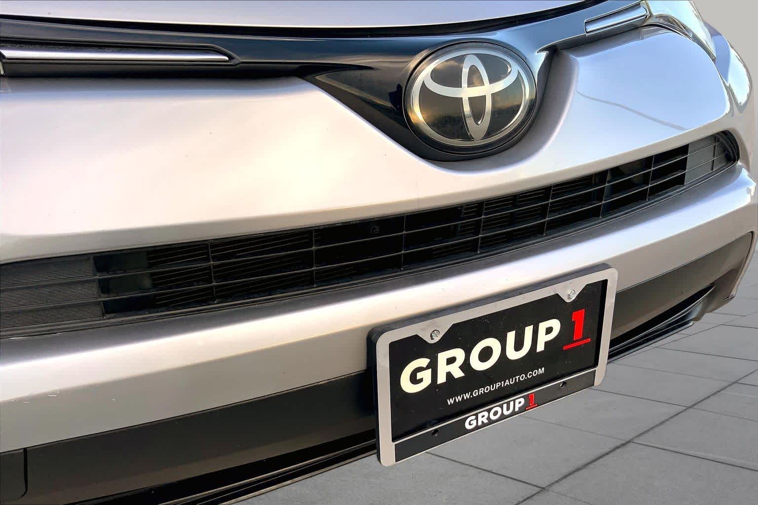 2018 Toyota RAV4 LE Silver Sky Metallic at AutoNation USA Katy