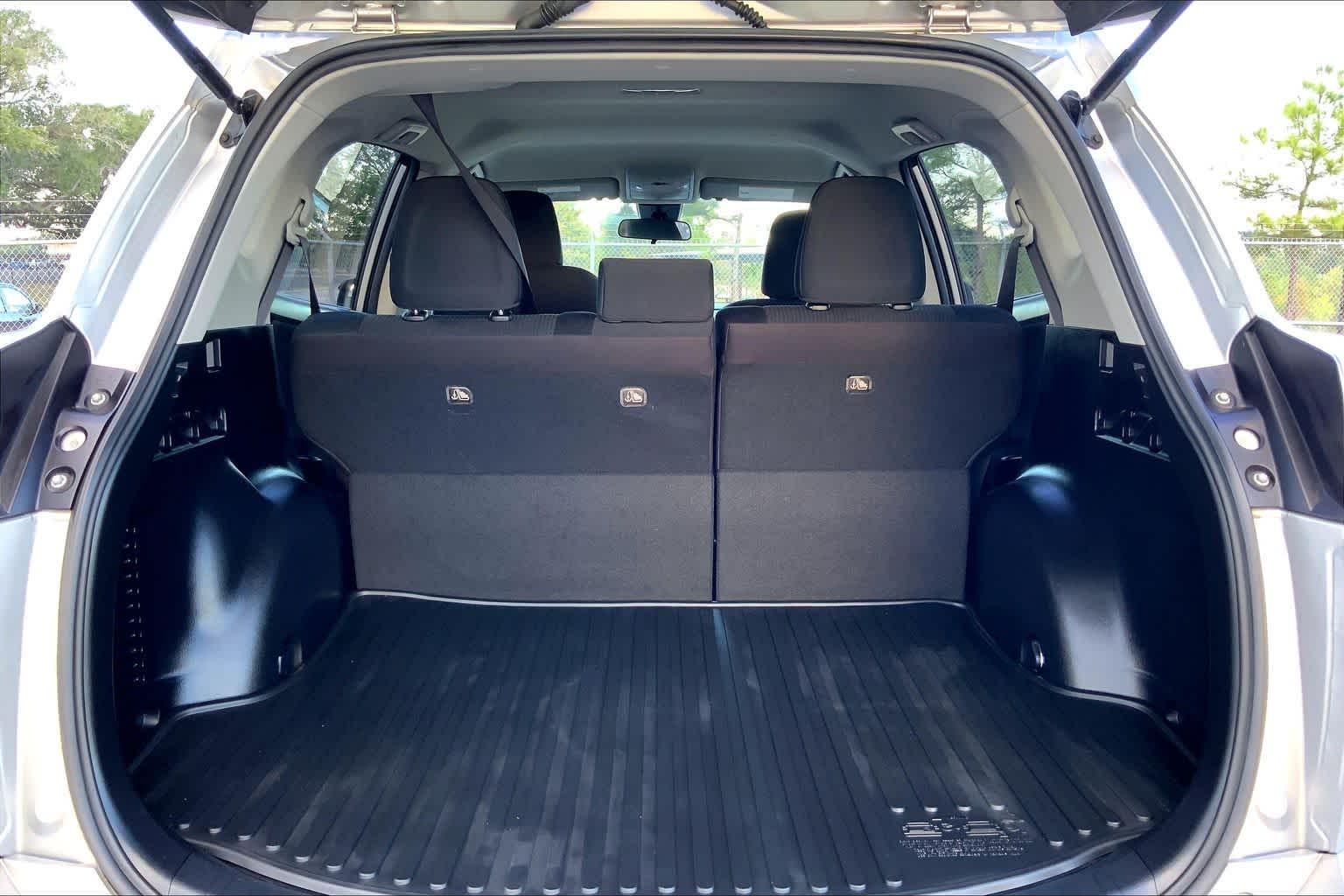 2018 Toyota RAV4 LE Silver Sky Metallic at AutoNation USA Katy