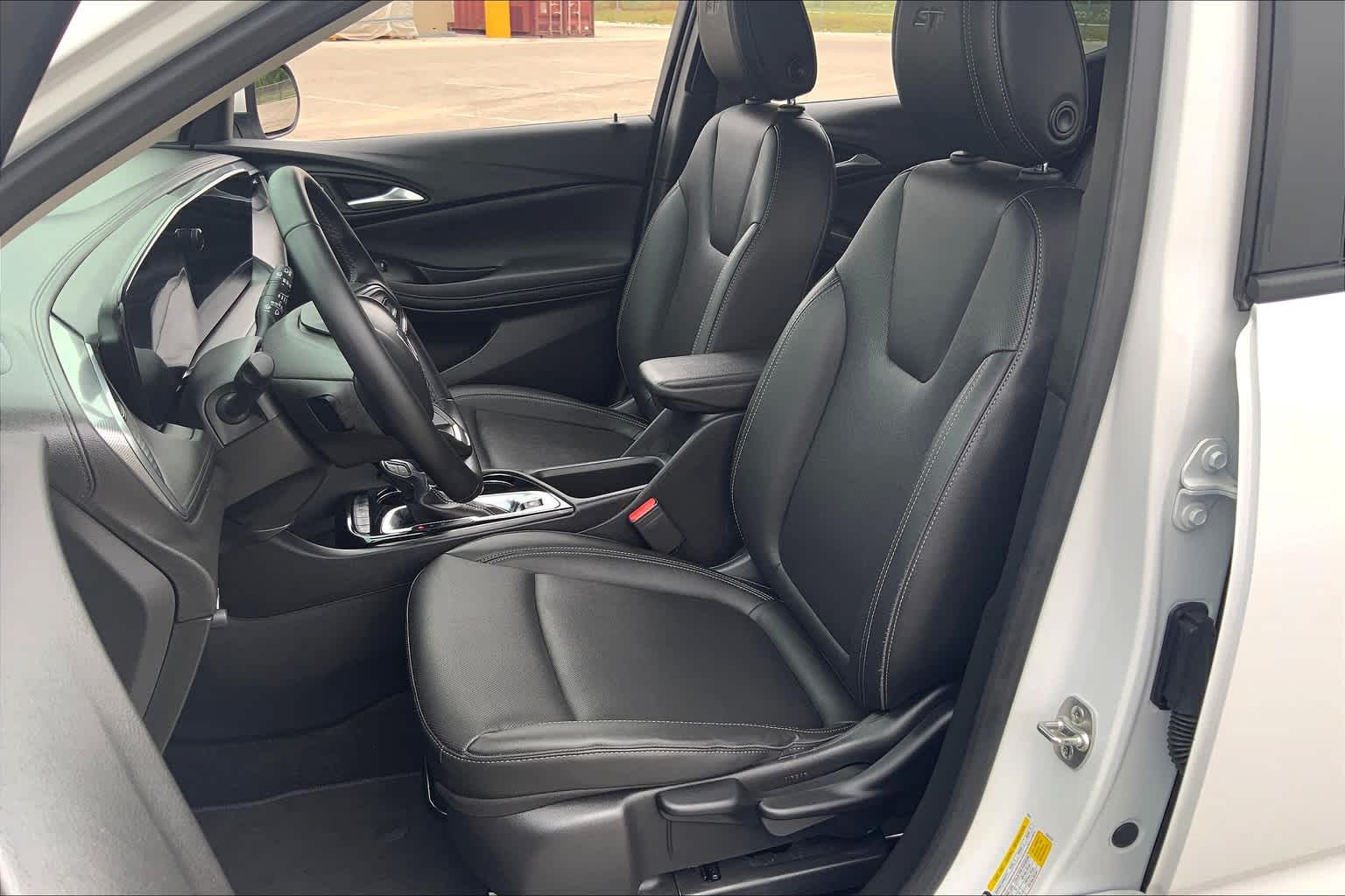 2024 Buick Encore GX Sport Touring Summit White at AutoNation Chevrolet Gulf Fwy