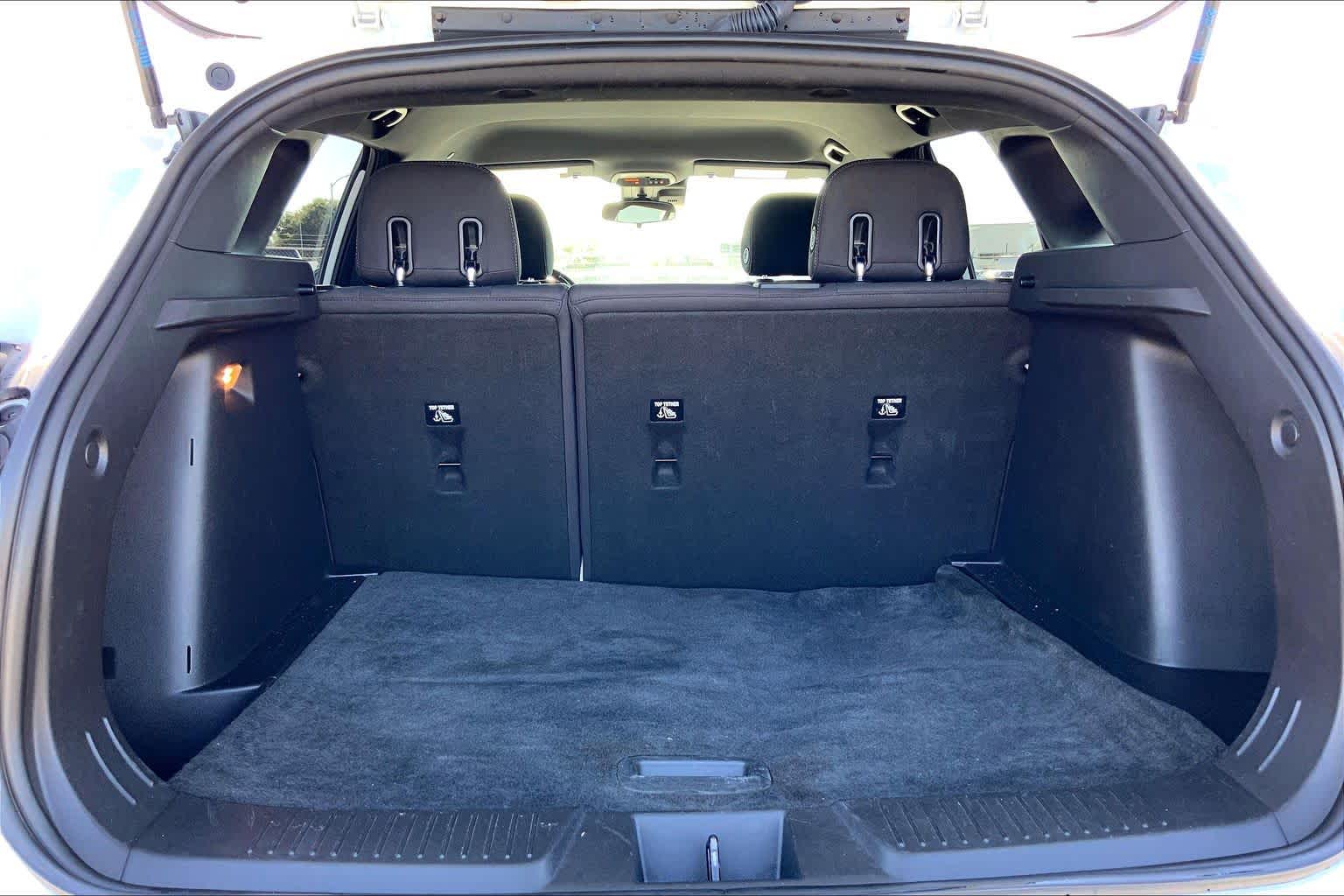 2024 Chevrolet Trax photo 34 of 36