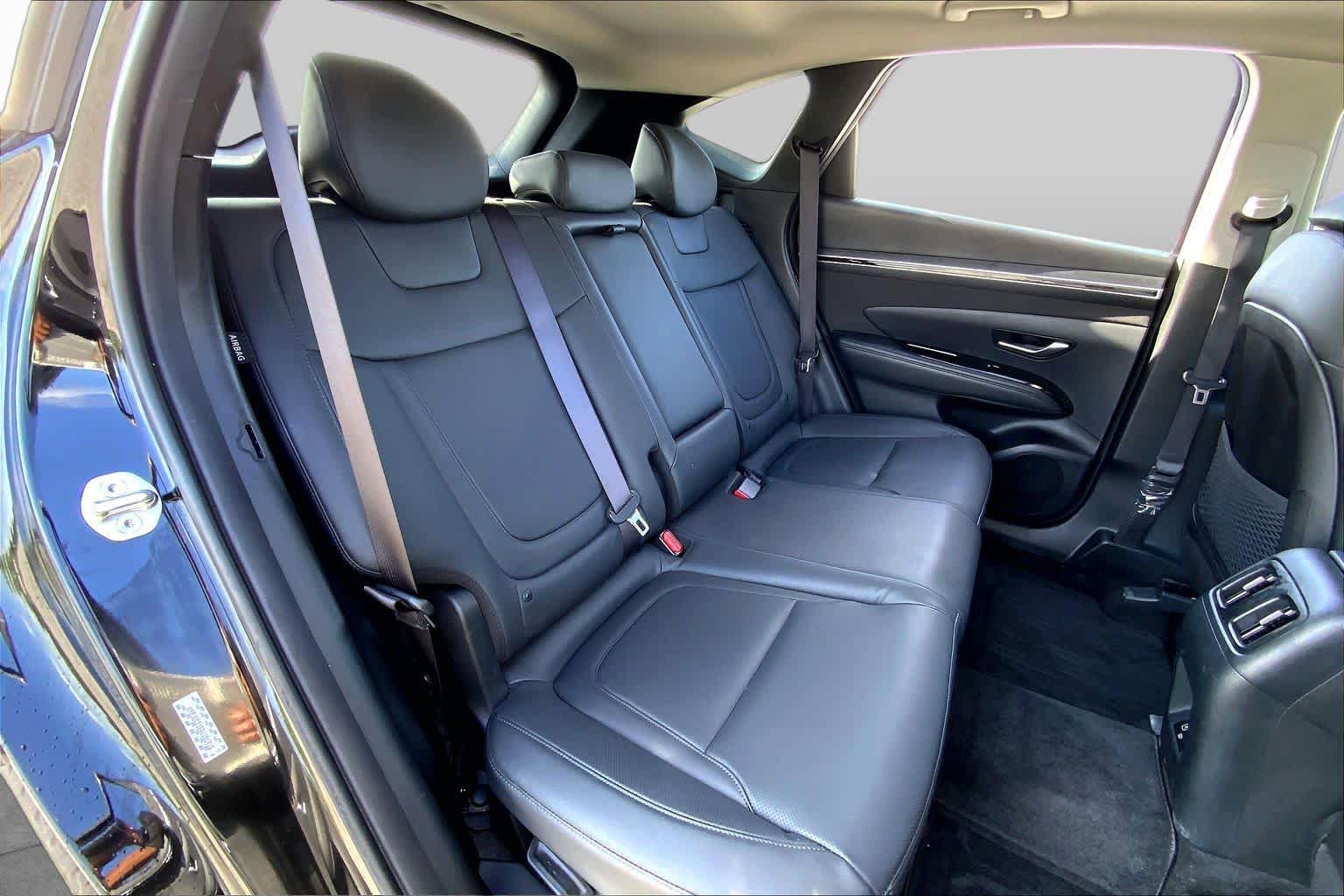 2024 Hyundai Tucson Hybrid SEL Convenience Black Pearl at Mac Haik Ford