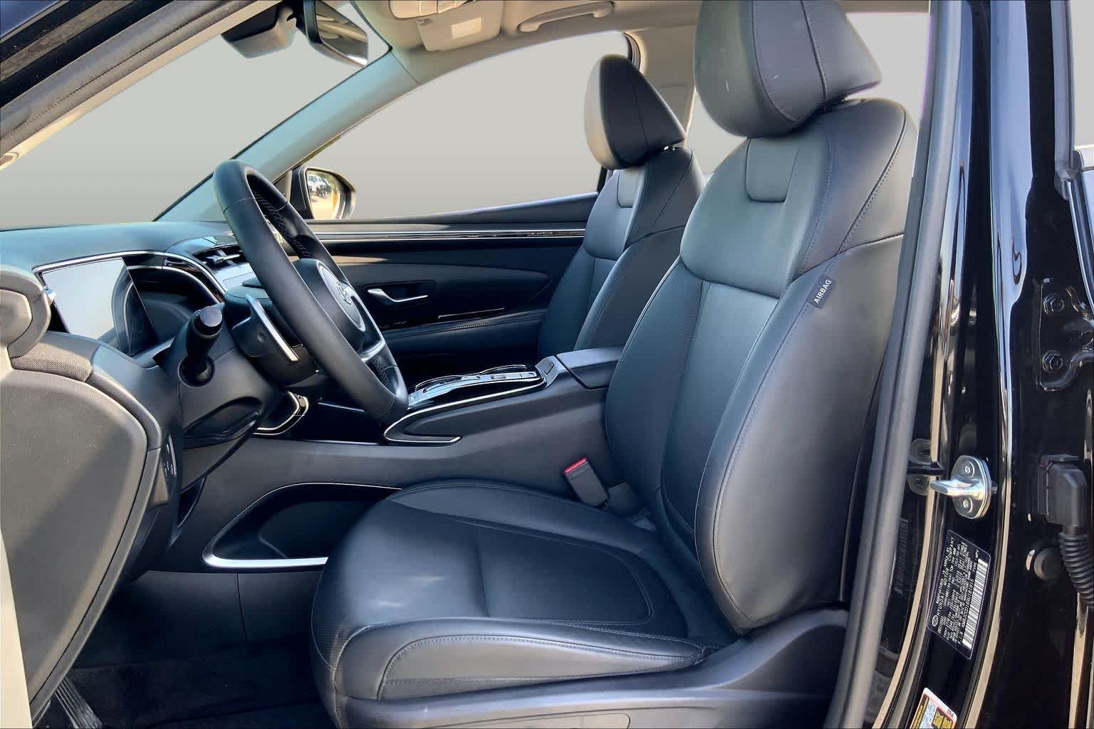 2024 Hyundai Tucson Hybrid SEL Convenience Black Pearl at Mac Haik Ford