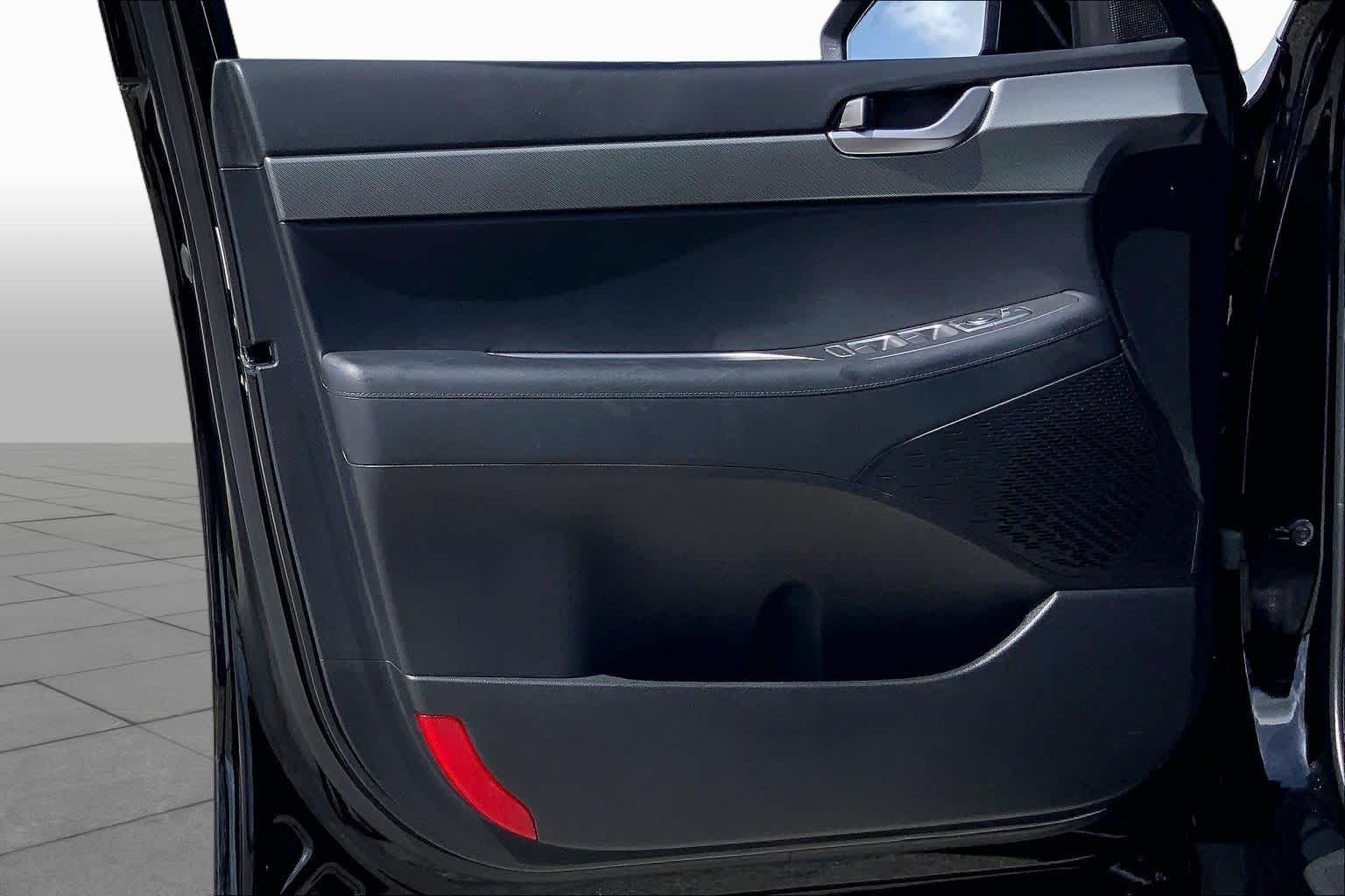 2025 Hyundai Palisade XRT Abyss Black Pearl at Sterling McCall Nissan