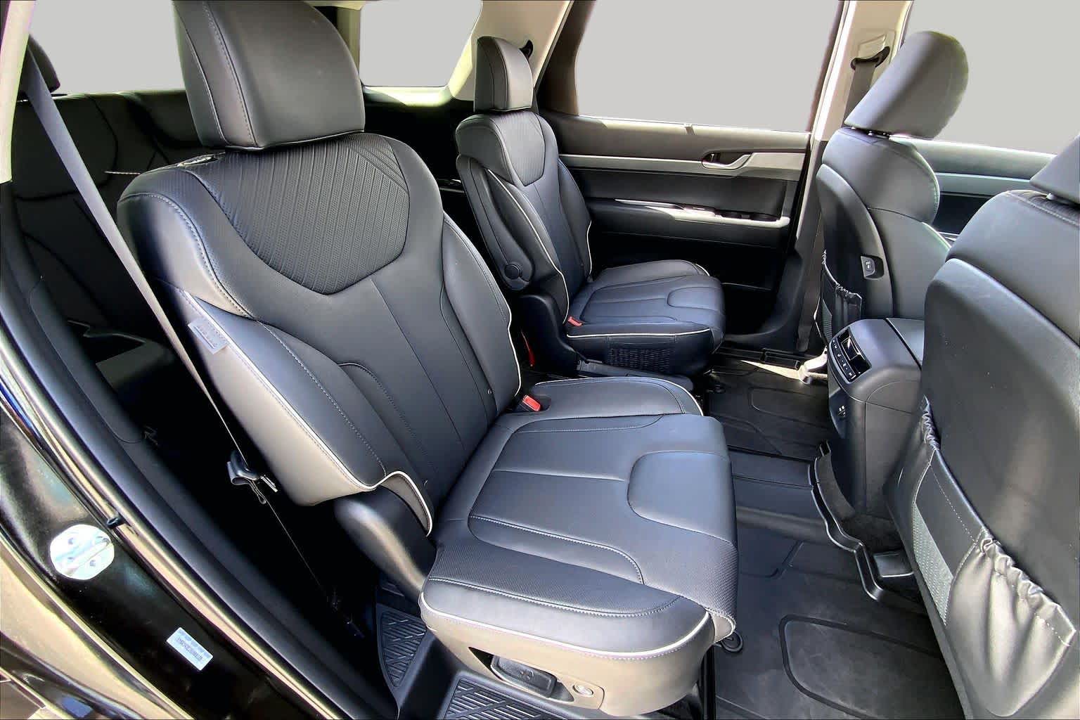 2025 Hyundai Palisade XRT Abyss Black Pearl at Sterling McCall Nissan