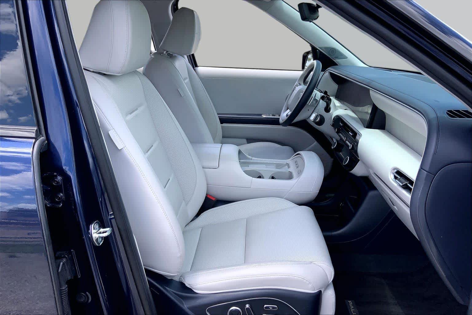 2026 Hyundai Palisade Calligraphy Pacific Sapphire at Texan GMC Buick