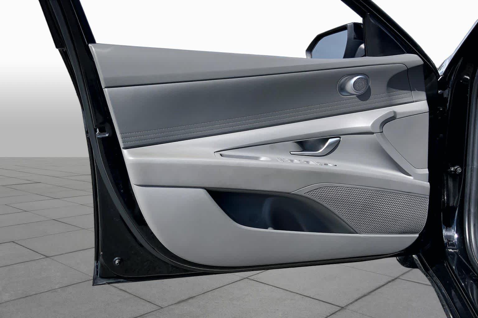 2024 Hyundai Elantra SEL Abyss Black at Friendly Ford Crosby