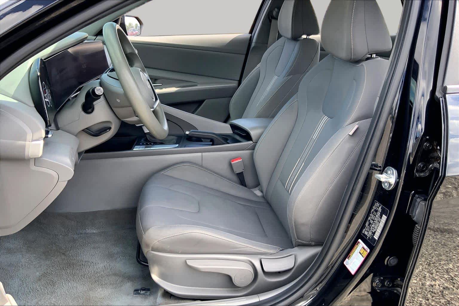 2024 Hyundai Elantra SEL Abyss Black at Friendly Ford Crosby