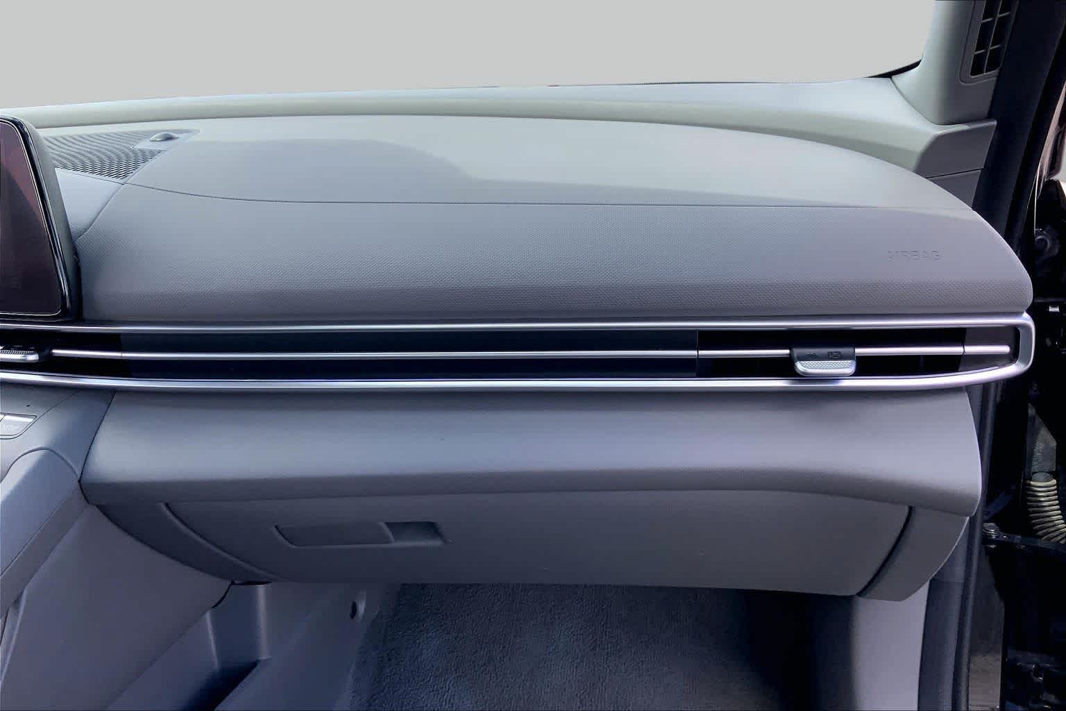 2024 Hyundai Elantra SEL Abyss Black at Friendly Ford Crosby
