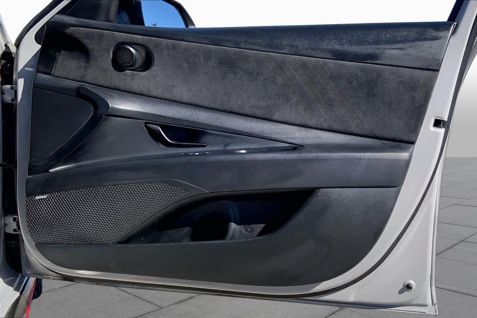 2025 Hyundai Elantra N photo 22 of 33