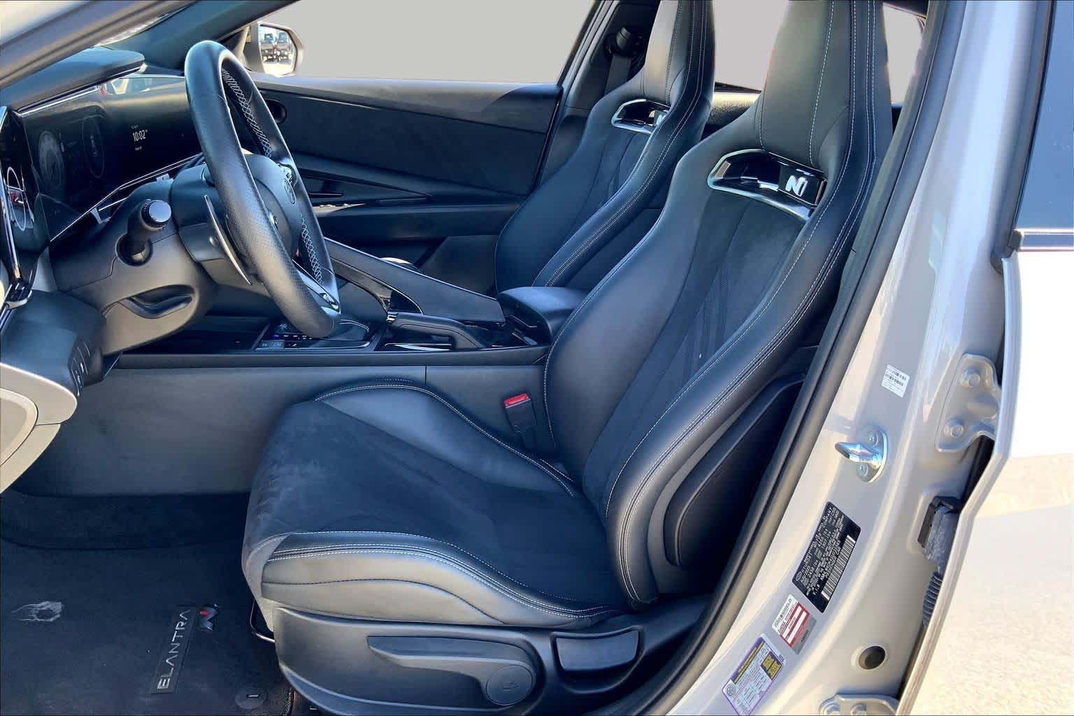 2025 Hyundai Elantra N photo 8 of 33